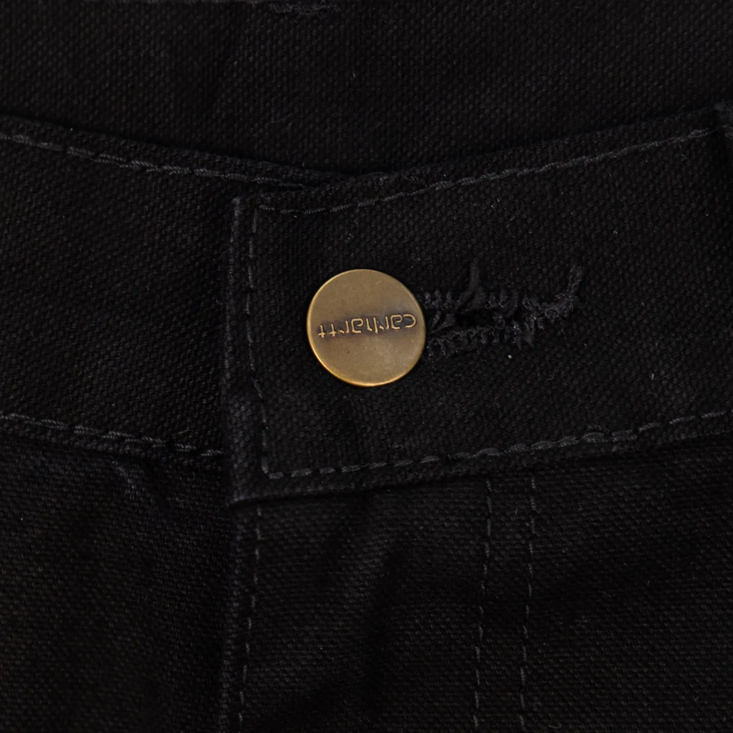 P260 Chrome Hearts co-branded Carhartt zipper leather jeans, priced at 16W+, patchwork cross pattern embellishment, high-waisted washed jeans! ! Absolutely high-end luxury products, 8W+ level god-level single products, super popular products, made with top heavy industry, a magic weapon that cannot be missed. About Kroxin This is an extremely luxurious fashion brand, which can also be called the nobles of the high street. It has always been an exclusive brand for some hipsters or the rich second generation. Compared with ordinary high streets, it is more luxurious and noble. Compared with luxury brands, it has a more fashionable personality and has always been a brand that I have a special liking for. Style number: 1772# Size: 28 30 32 34 36